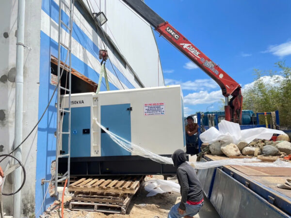 MÁY PHÁT ĐIỆN RICARDO 250KVA - Hình ảnh 2