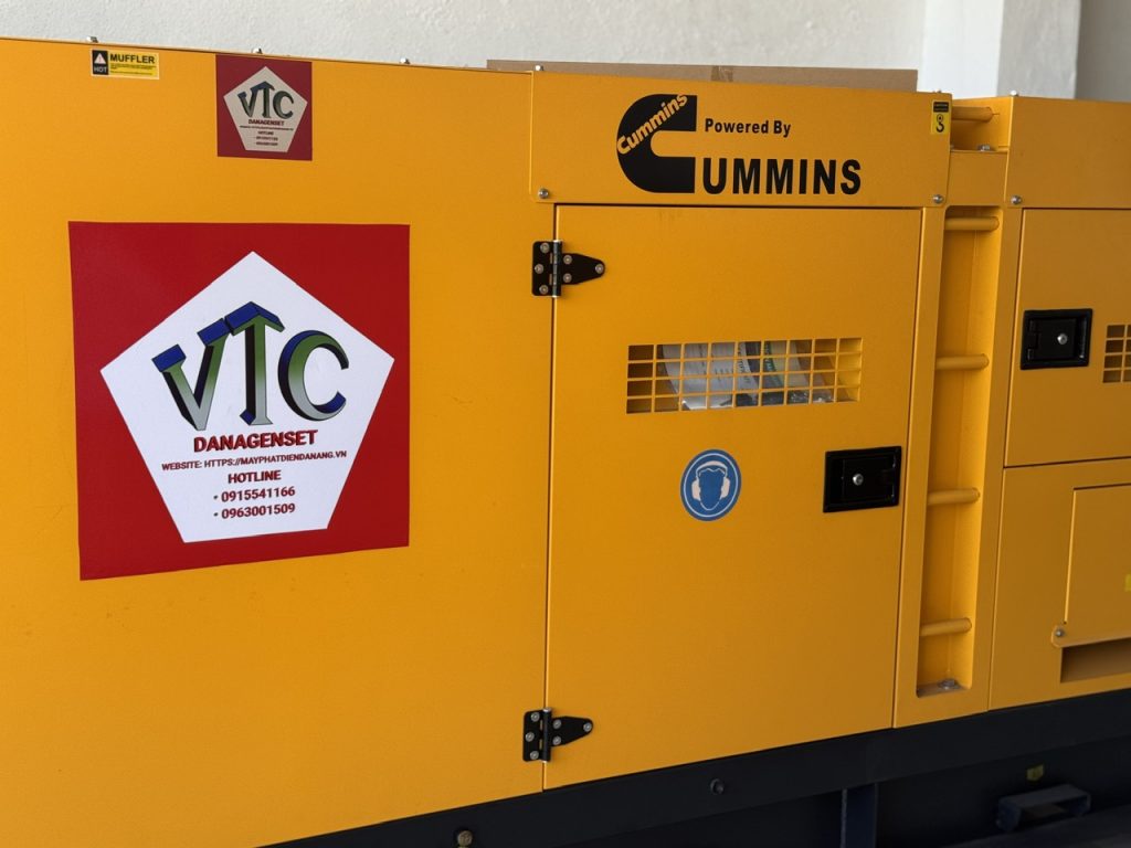 Máy phát điện Cummins 100 kVA: Giải pháp điện dự phòng tối ưu cho doanh nghiệp máy phát điện Cummins 100kVA