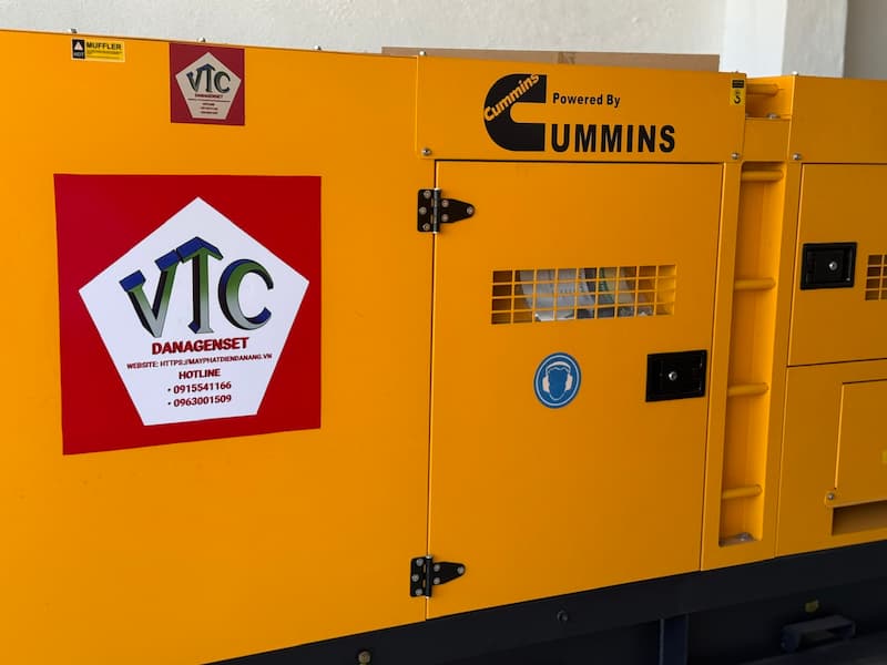Máy phát điện Cummins 100 kVA: Giải pháp điện dự phòng tối ưu cho doanh nghiệp
