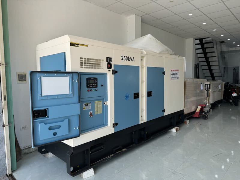 Máy phát điện công nghiệp